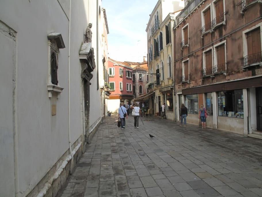 Appartamento Con Terrazza Biennale Venetië Buitenkant foto
